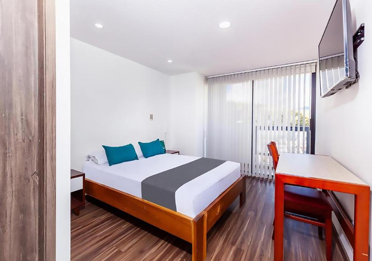 Hotel Basan Plaza Пасто Экстерьер фото