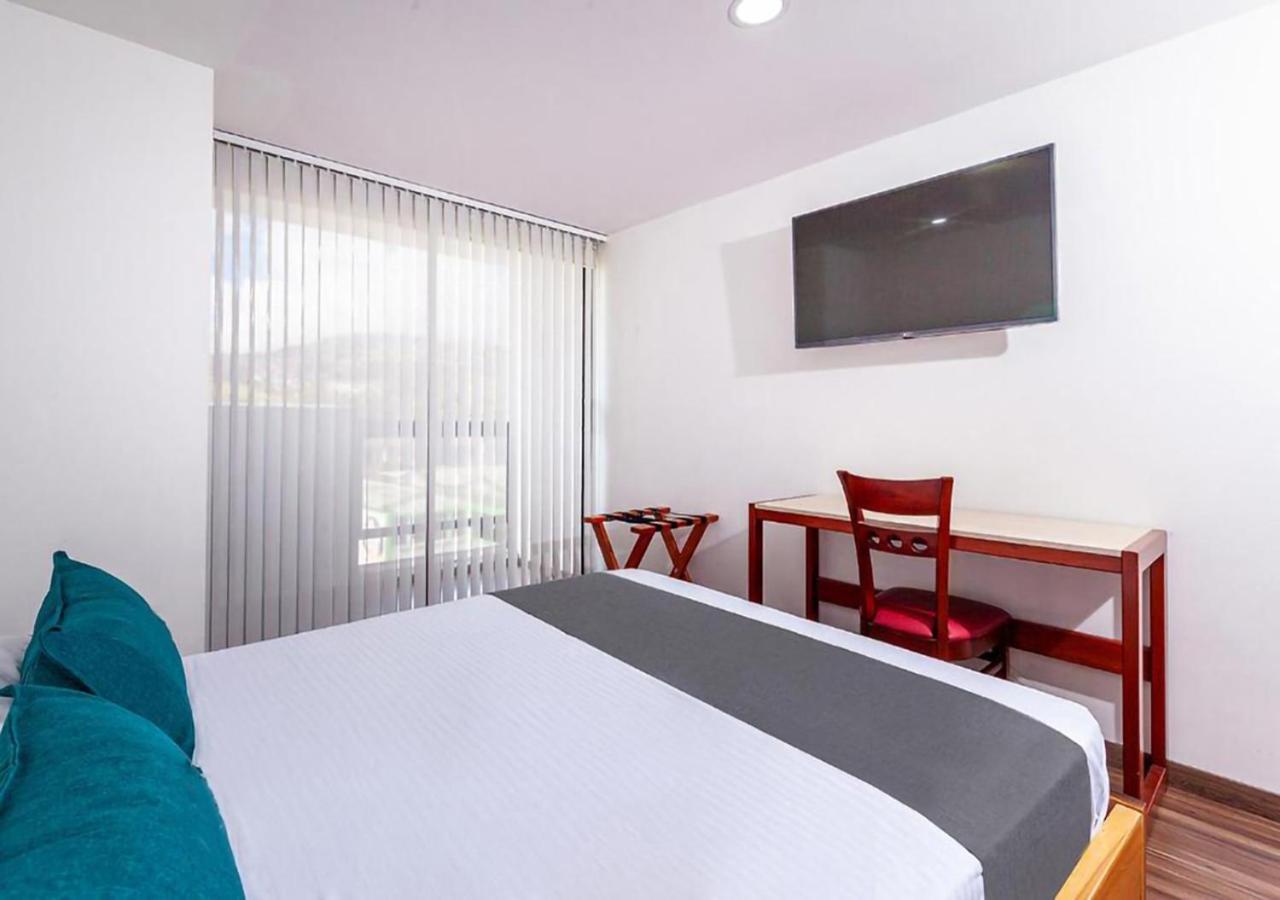 Hotel Basan Plaza Пасто Экстерьер фото